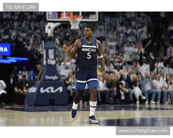 局势逆转爱德华兹上篮得分兰德尔罚球全中森林狼下半场强势开局13-0